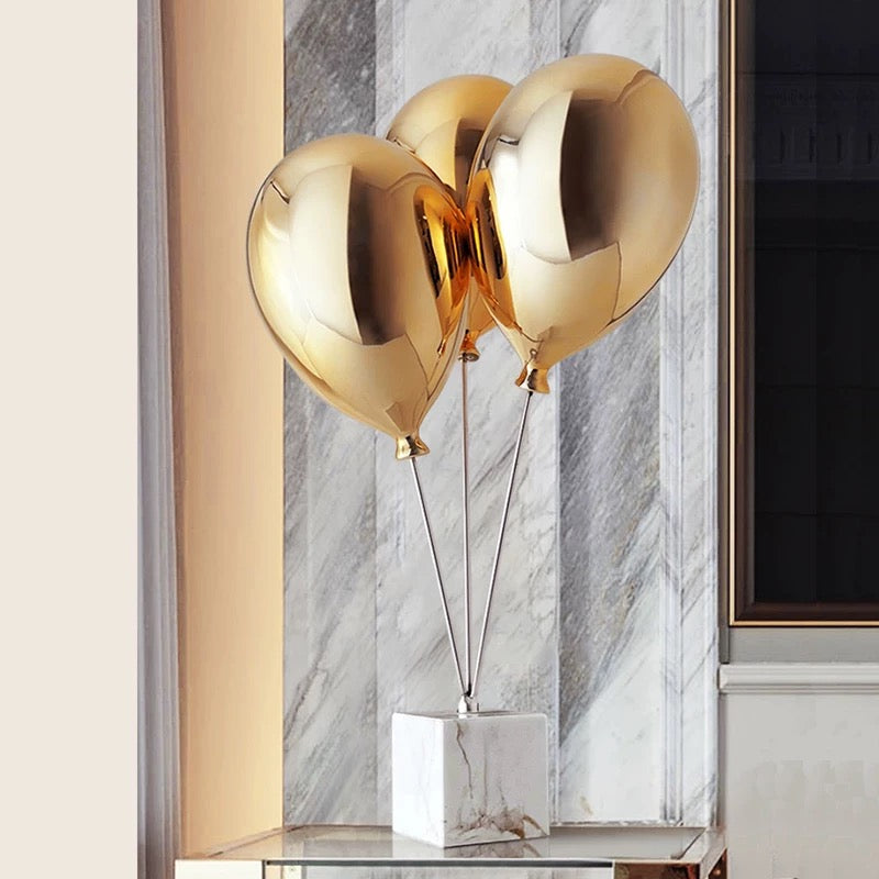 Modern Metallic Balloon Sculpture - Elegant Home Décor