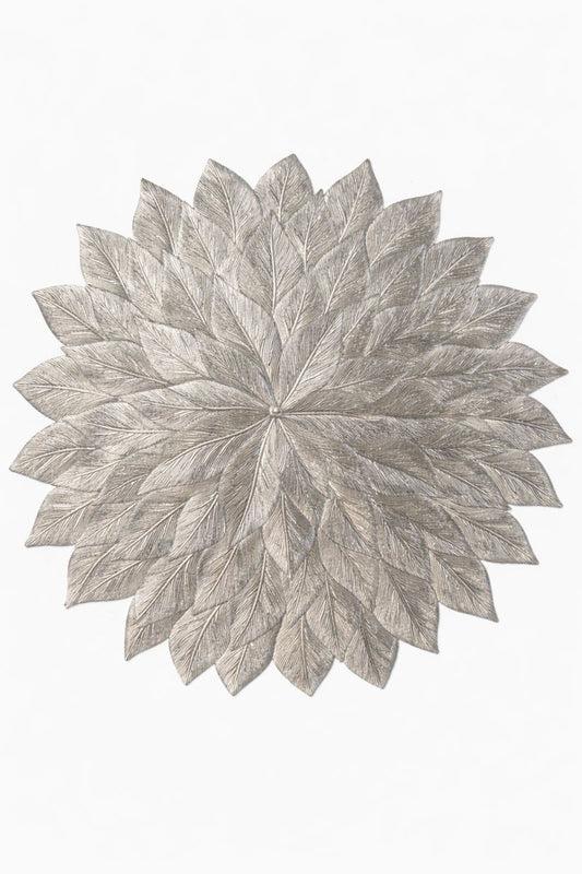 Laser-Cut Placemat with Layered Floral Design - set of 6
