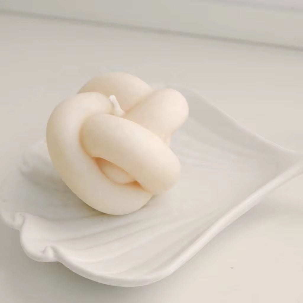 Pack Of 4 Mini Knot Scented Candles