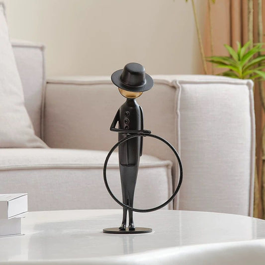 The Gentlemen with Circles – Modern Minimalist Sculptures