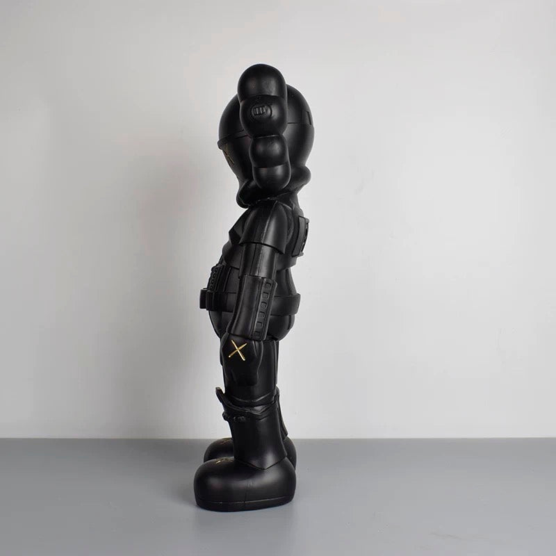 Modern Art Figures — Bold, Iconic & Collectible Black