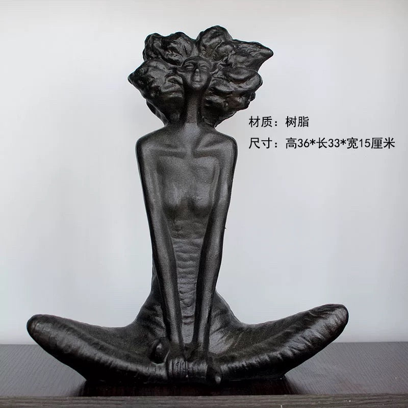 Abstract Serenity Sculpture — The Essence of Calm Elegance