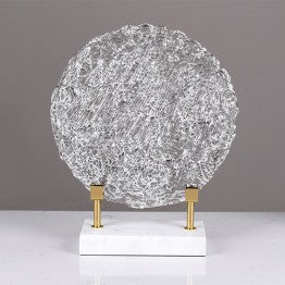 Elegant Circular Décor Piece