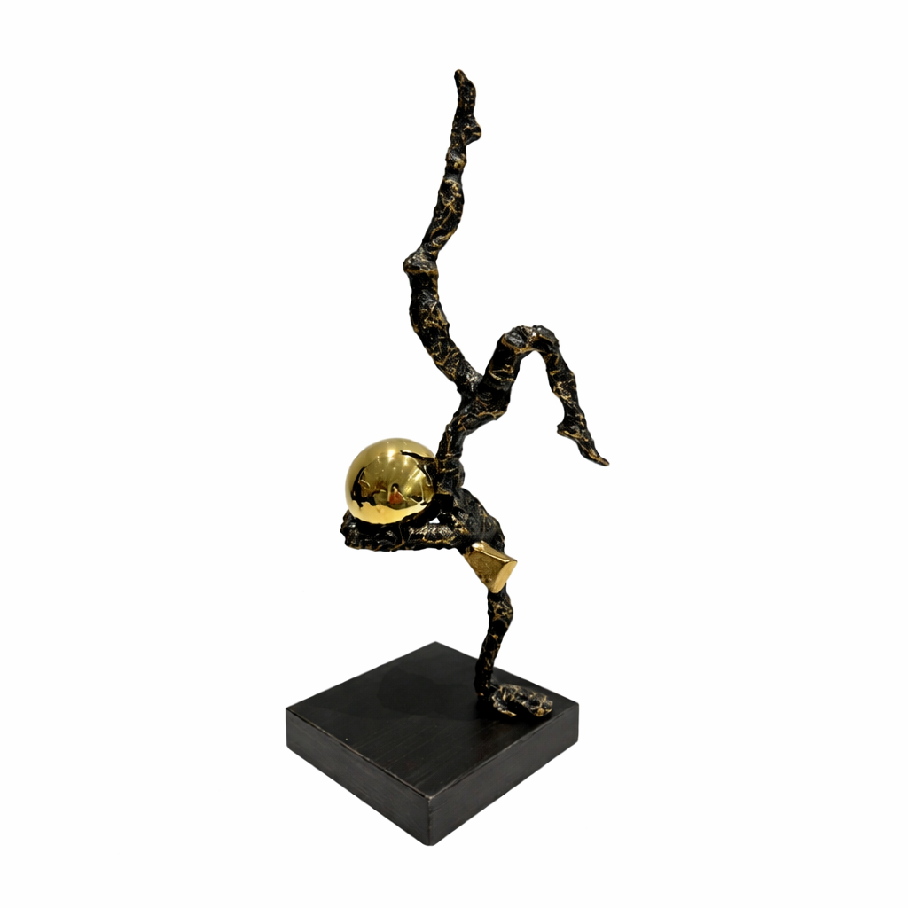 Artistic Balance Sculpture with Modern Design