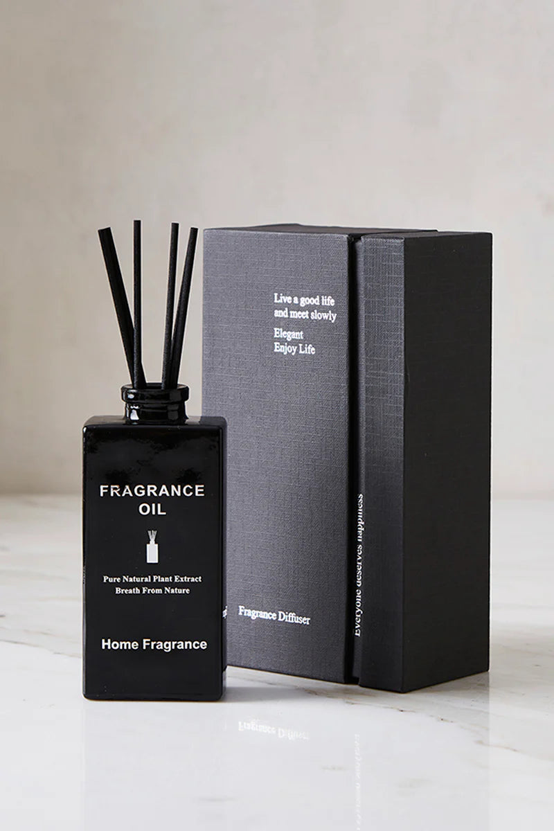 Elegant Reed Diffuser – Natural Plant Extracts