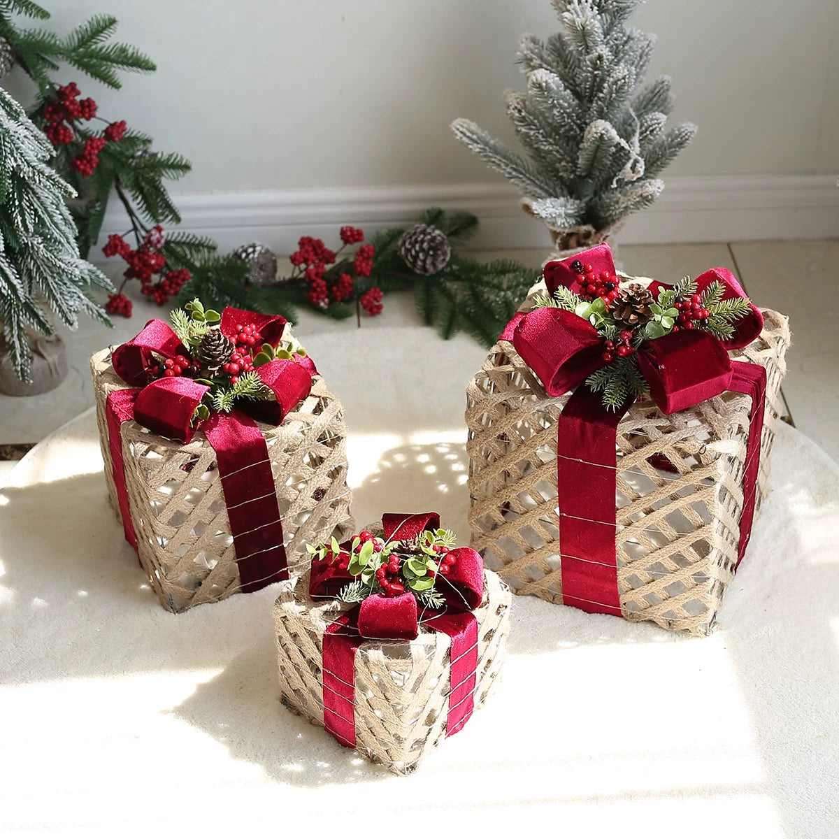 Set of 3 Christmas Boxes With Lights