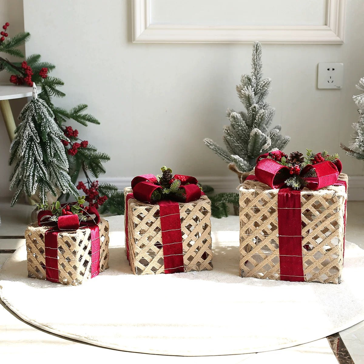 Set of 3 Christmas Boxes With Lights