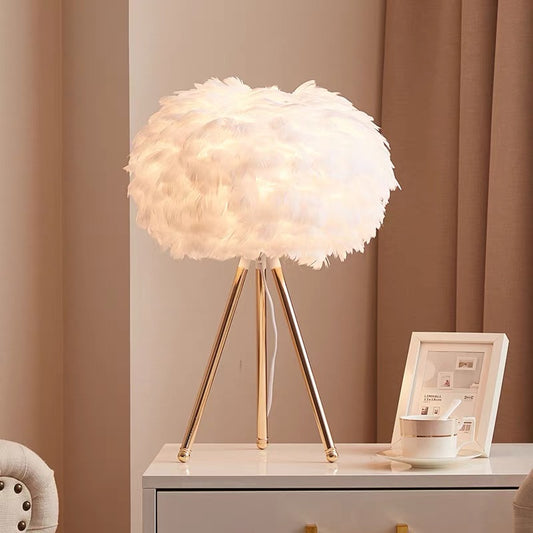 Trendy Feather Table Lamp - Set Of 2