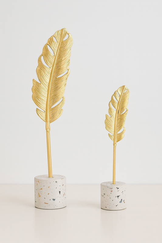 Set Of 2 Decor Feather Objects Sizes Metal With Mosaic Base