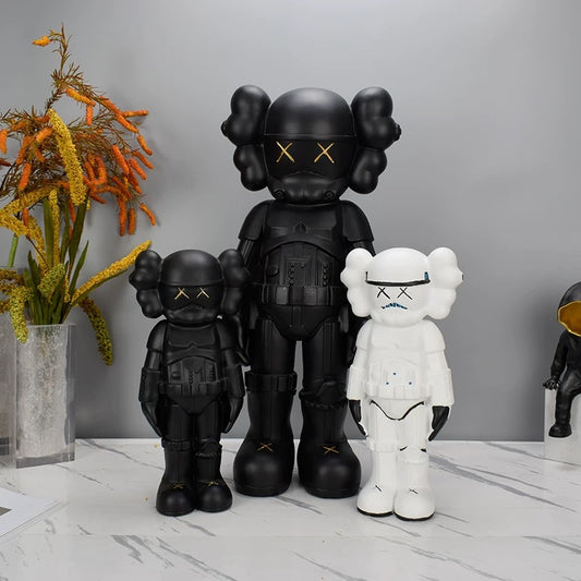 Modern Art Figures — Bold, Iconic & Collectible Black