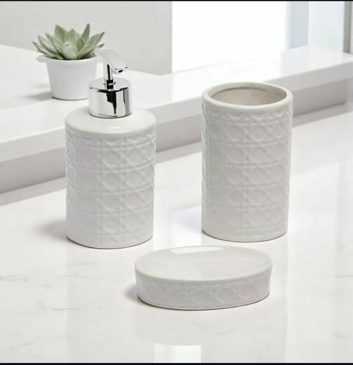 Round Bathroom Accessories Set of 3