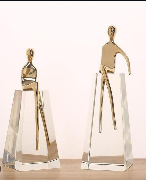 Set Of 2 Stainless Figure On Crystal