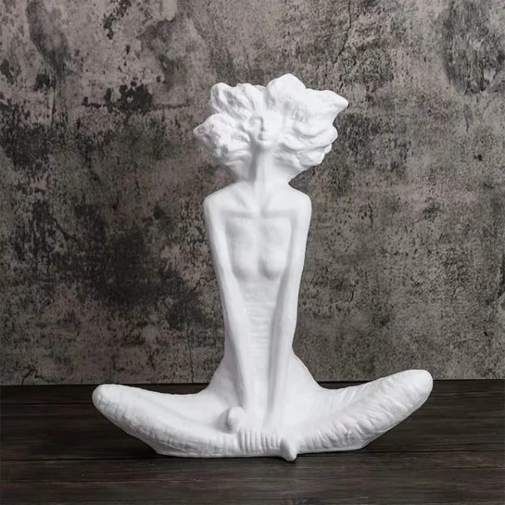 Abstract Serenity Sculpture — The Essence of Calm Elegance