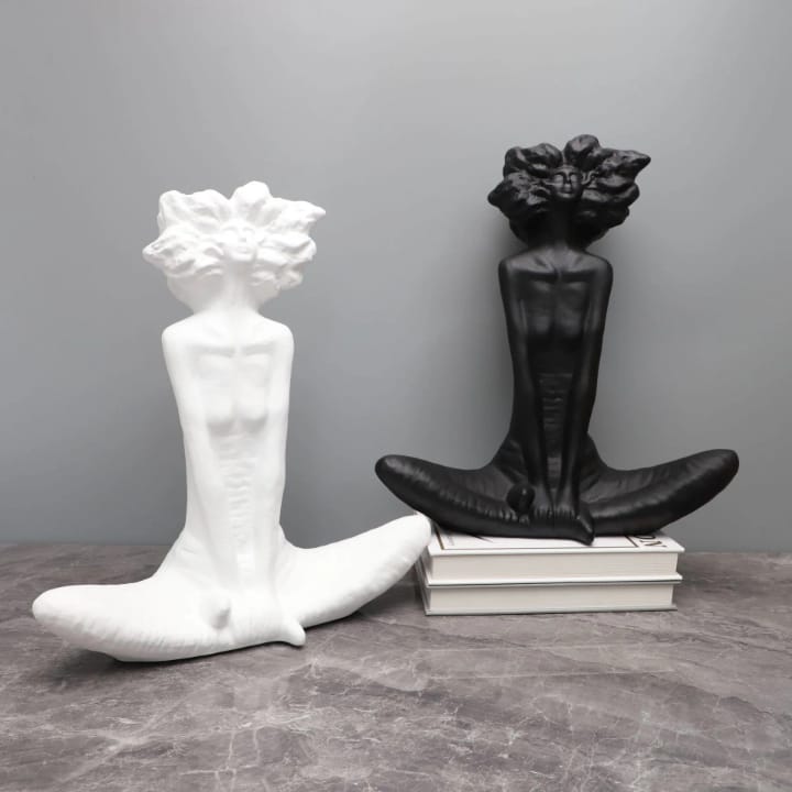 Abstract Serenity Sculpture — The Essence of Calm Elegance