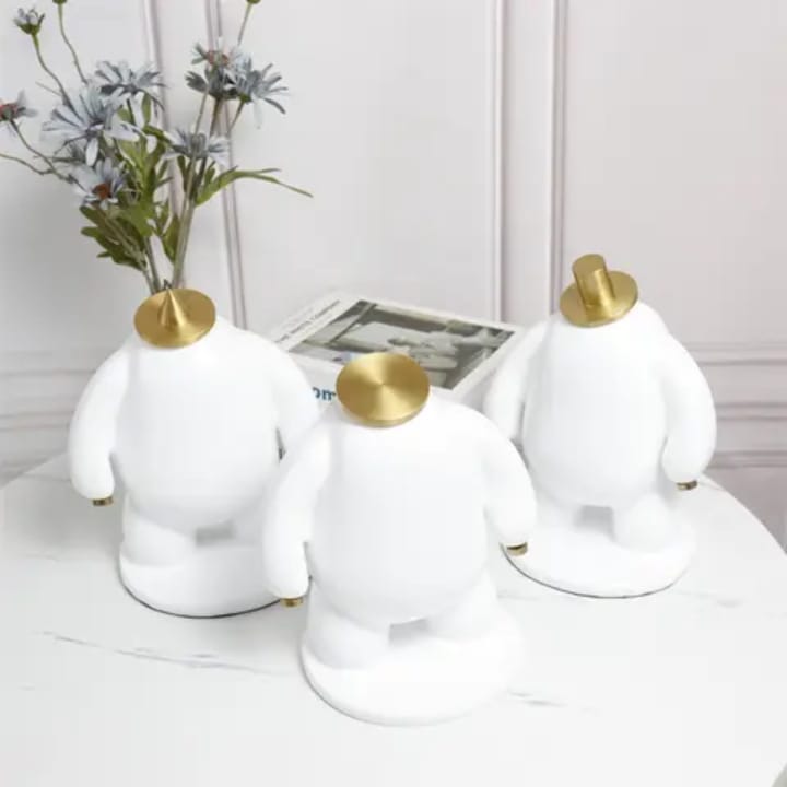 Modern Decor Statue – Multiple Shapes