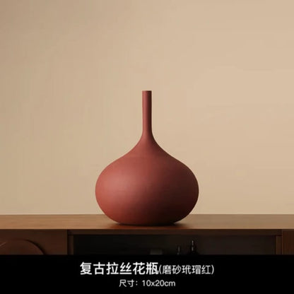 Warm-Toned Modern Vases 🤎