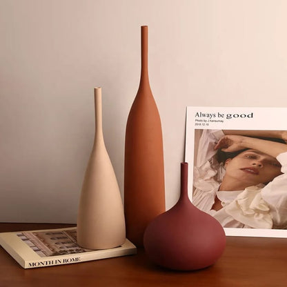 Warm-Toned Modern Vases 🤎