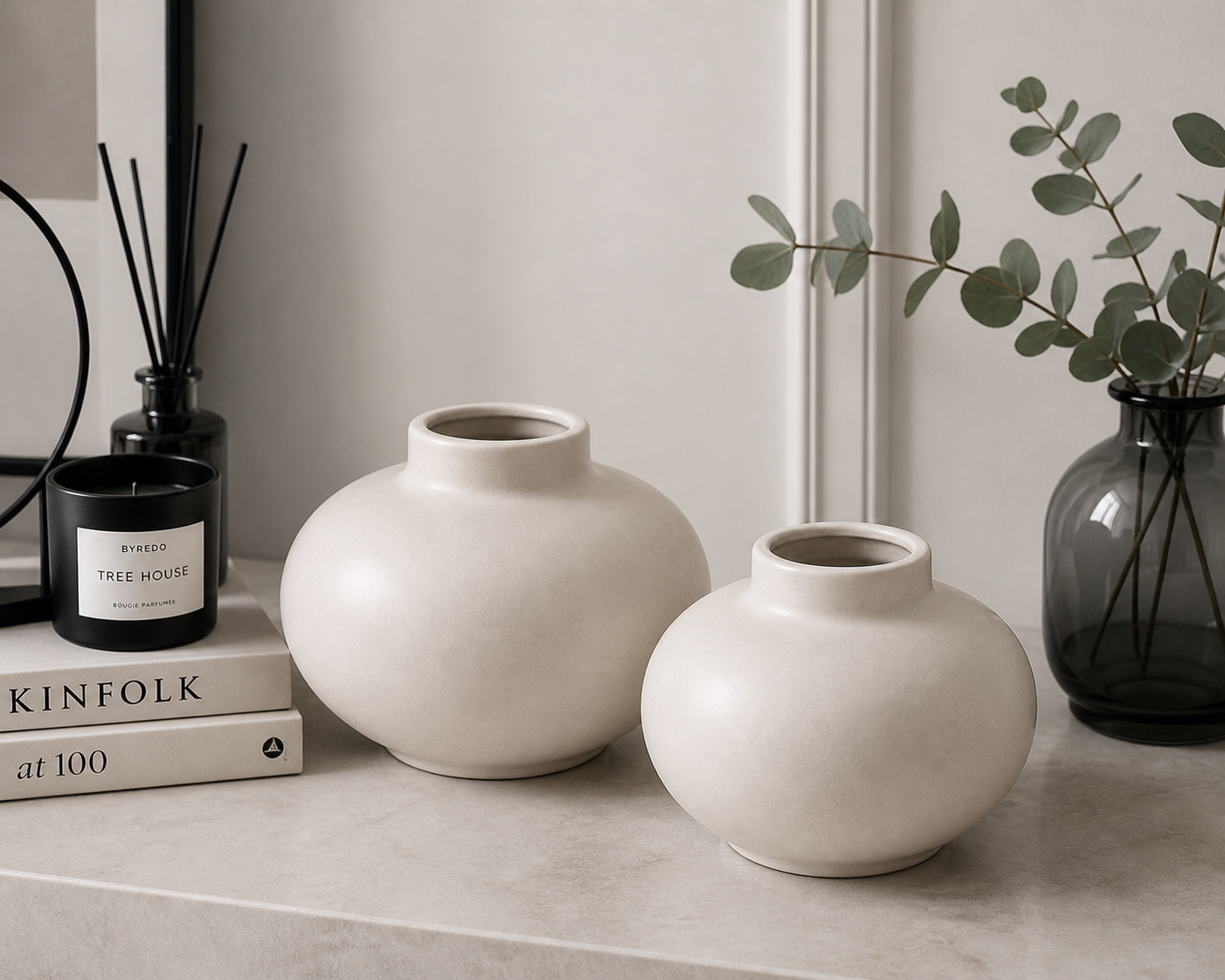 Modern Round Vase Set