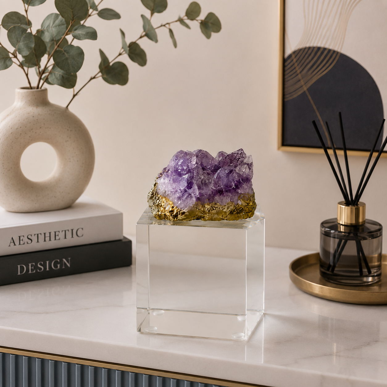 Natural Quartz Crystal Décor on Crystal Base