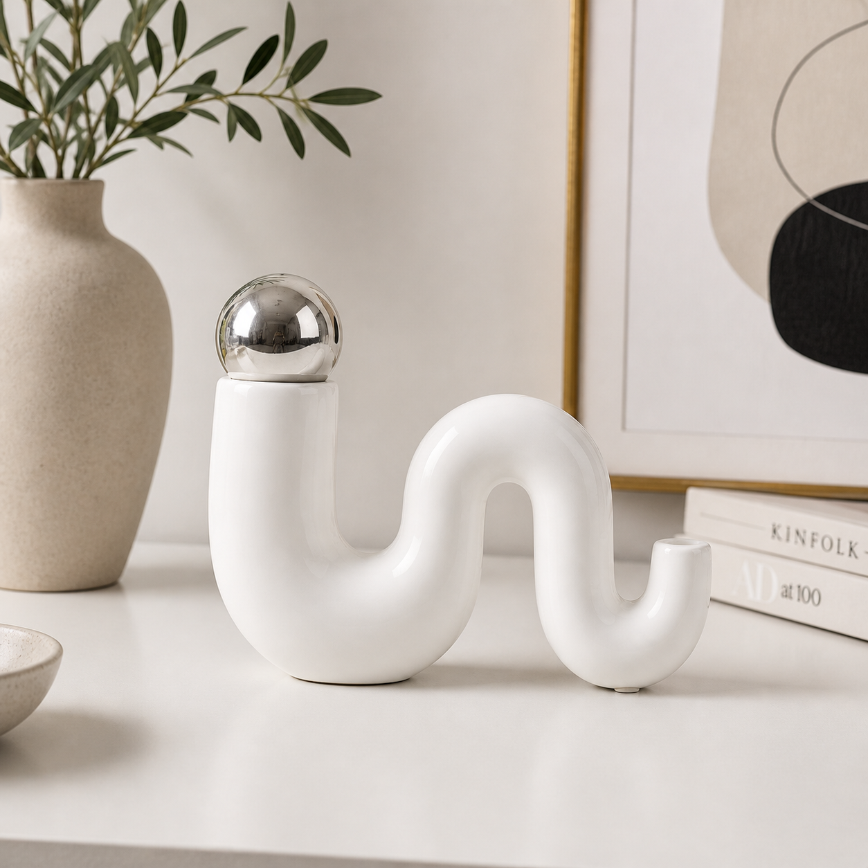 Modern Decorative Piece with Artistic Design