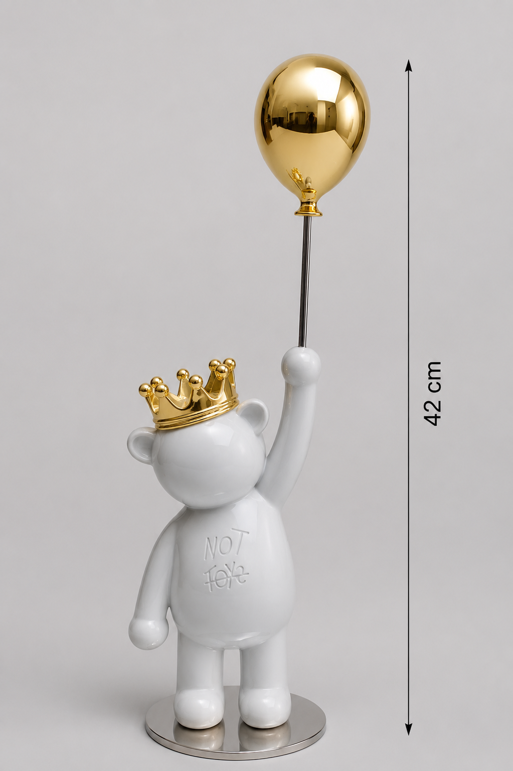Royal Bear Decorative Figurine with Balloon