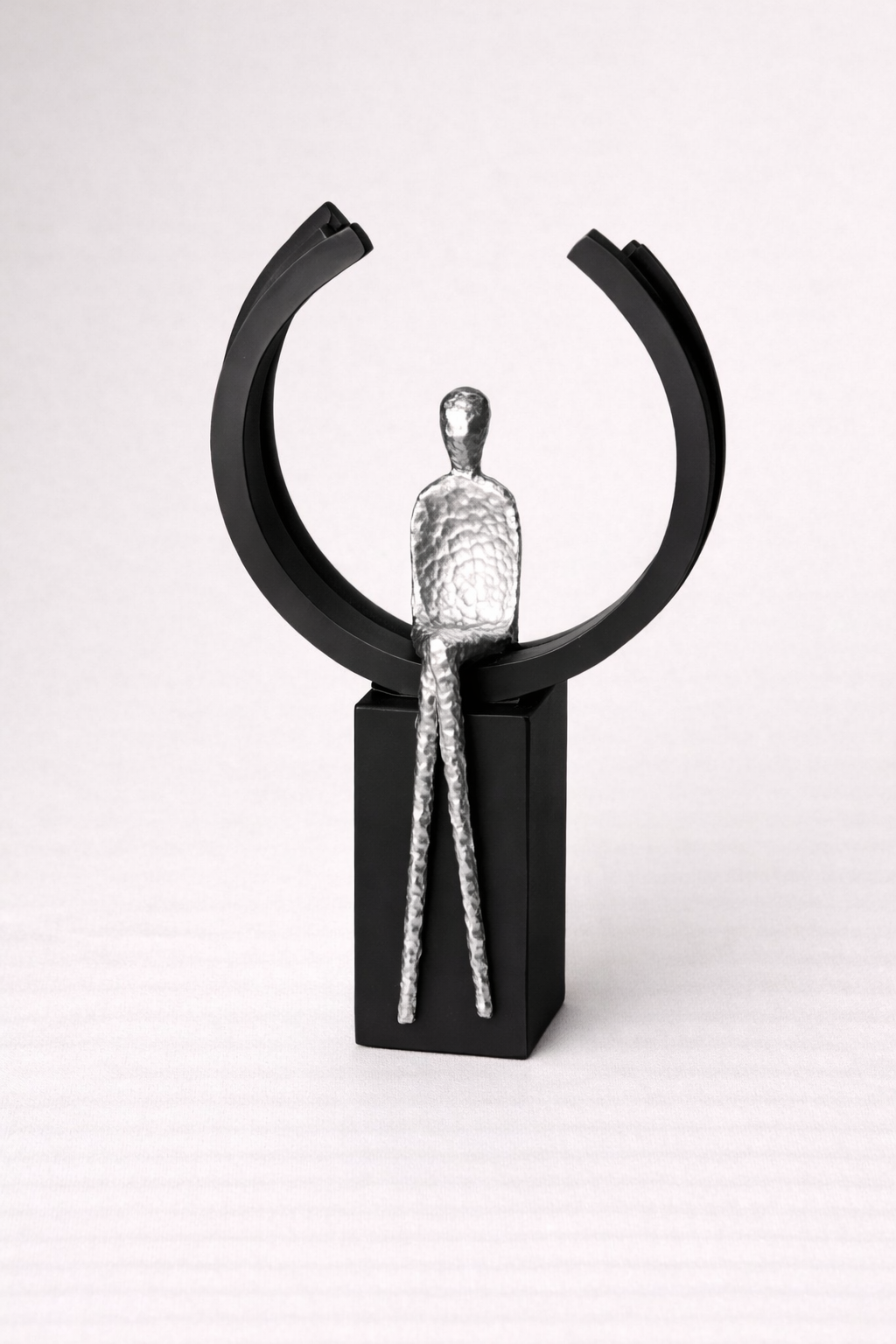 Contemporary Artistic Décor Piece set of 2