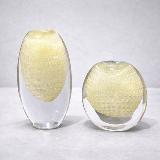 Luxury Vase Set with Refined Design - set of 2