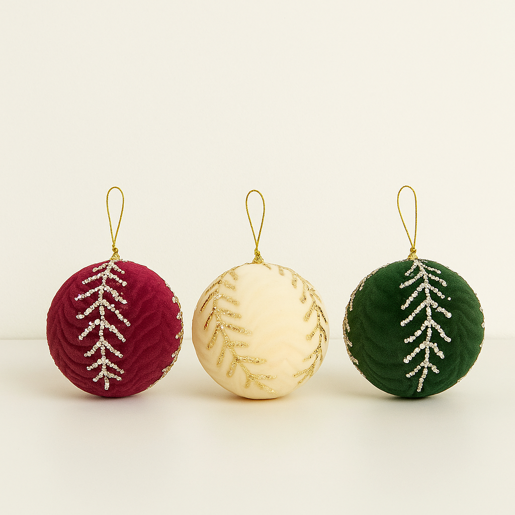 Luxury VelvetOrnament Set (3 Pieces)